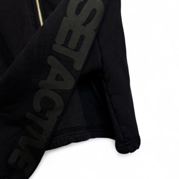 Set Active Cropped Half Zip Sweatshirt in Black Onyx - Picture 5 of 7